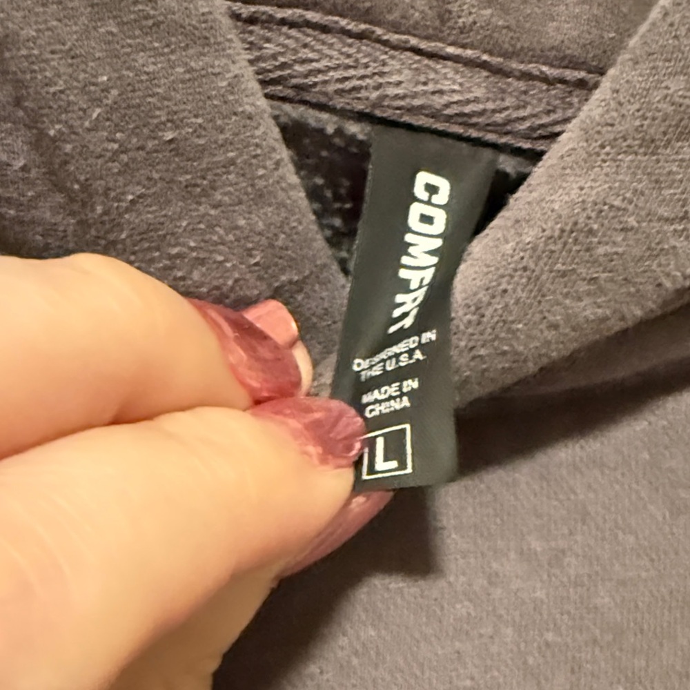 Comfrt Men's Gray Hoodie Sweater - Picture 3 of 4